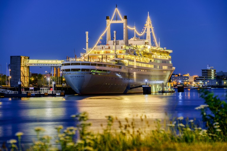Comfort Rotterdam ssRotterdam_Schip_Avond_MarkdeRooij(13) hoofdfoto